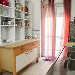 Clivia Apartment In The Heart Of Garbatella